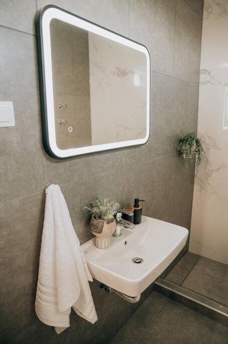 Sophia'S Coastal Retreat Villa Korinos Ngoại thất bức ảnh